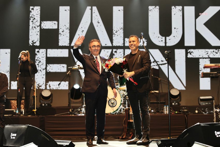Bayrampaşa Belediyesi, Cumhuriyet Bayramı’nın 101. yılını coşkuyla kutladı. 29 Ekim