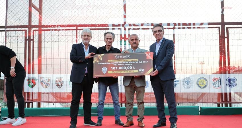 Bayrampaşa Belediyesi, ilçedeki amatör spor kulüplerine toplam 2 milyon 33