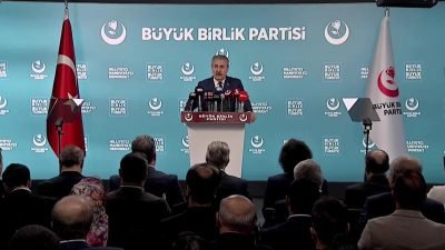 Büyük Birlik Partisi (BBP) Genel Başkanı Mustafa Destici, MHP Genel