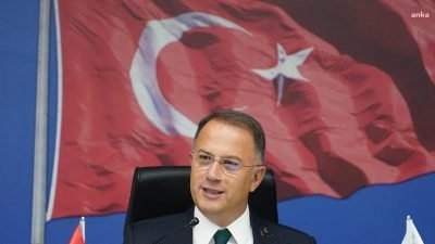 Beylikdüzü Belediye Başkanı Mehmet Murat Çalık, kadınlar ve çocuklara yönelik
