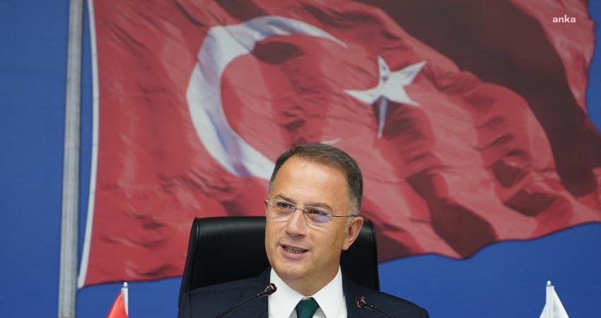 Beylikdüzü Belediye Başkanı Mehmet Murat Çalık, kadınlar ve çocuklara yönelik
