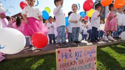 Beylikdüzü Belediyesi’nin ilçeye kazandırdığı gündüz çocuk bakımevlerinde 11 Ekim Dünya