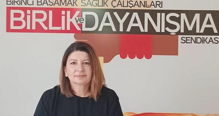 Birlik ve Dayanışma Sendikası Genel Başkanı Mengücük’ten yeni aile hekimliği yönetmeliğine tepki: ”Bu dayatmayı asla kabul etmeyeceğiz” Birlik ve Dayanışma Sendikası Genel Başkanı Derya Mengücük, yeni aile