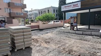 Bornova Belediyesi, ilçe genelinde yol sorunlarını çözmek için kapsamlı bir