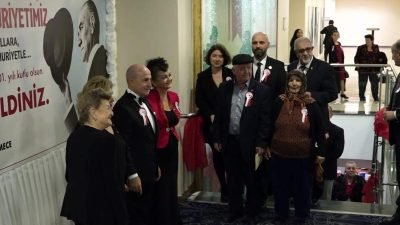 Cumhuriyet'in 101’inci yıl dönümü, Büyükçekmece’de “Cumhuriyet Balosu” ile kutlandı. Büyükçekmece