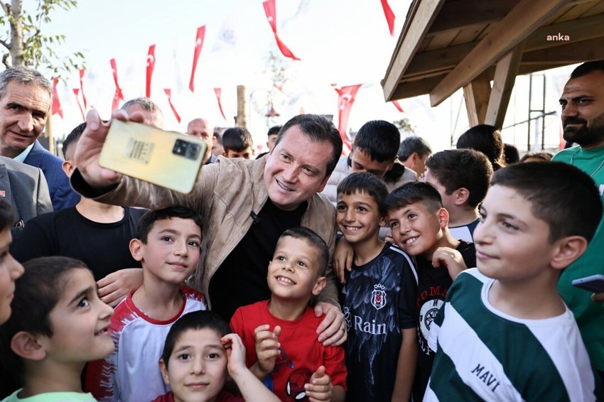 silivri-belediye-baskani-balcioglu-birlik-parki-acilisini-gerceklestirdi