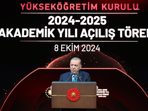 cumhurbaskani-erdogan-genclerimizin-sosyal-medyanin-ve-dijital-mecralarin-karanlik-dehlizlerinde-yitip-gitmelerine-seyirci-kalamayiz