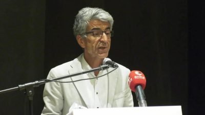 Çankaya Belediyesi’nin ev sahipliği yaptığı "Cumhuriyet'in Sanatsal 100'ü" şiir dinletisi