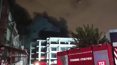 Cevizlibağ Topkapı Site Yolu'nda 4 katlı binanın bodrum katında yer