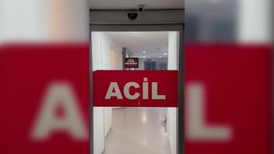 CHP Bağcılar Gençlik Kolları üyeleri, Bağcılar’da yenidoğan çetesiyle ilişkili hastanelerin