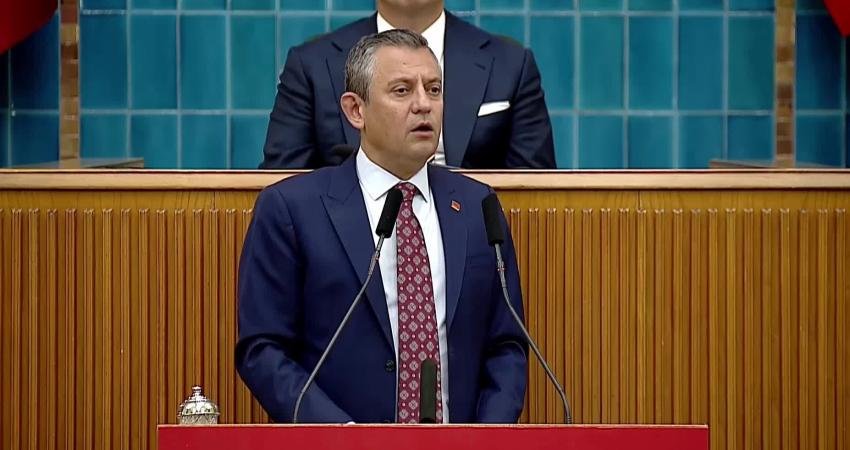 CHP Genel Başkanı Özgür Özel, Hayvanları Koruma Kanunu'nda yapılan değişiklikler