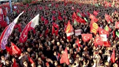 31 Mart'ta yüzde 49 oyla seçilen ancak dün sabaha karşı