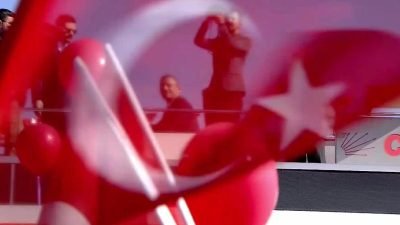 CHP Genel Başkanı Özgür Özel, partisinin 29 Ekim Cumhuriyet Bayramı