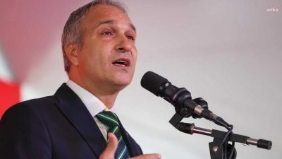 CHP'nin düzenlediği Eğitim Zirvesi’nin sonuç bildirgesi açıklandı. Bildirgede, “Partimiz, AKP’nin itaatkar