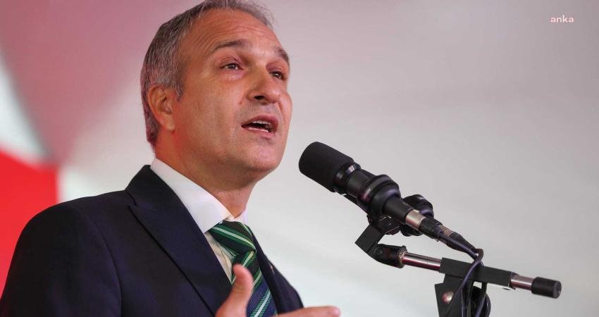 CHP'nin düzenlediği Eğitim Zirvesi’nin sonuç bildirgesi açıklandı. Bildirgede, “Partimiz, AKP’nin itaatkar