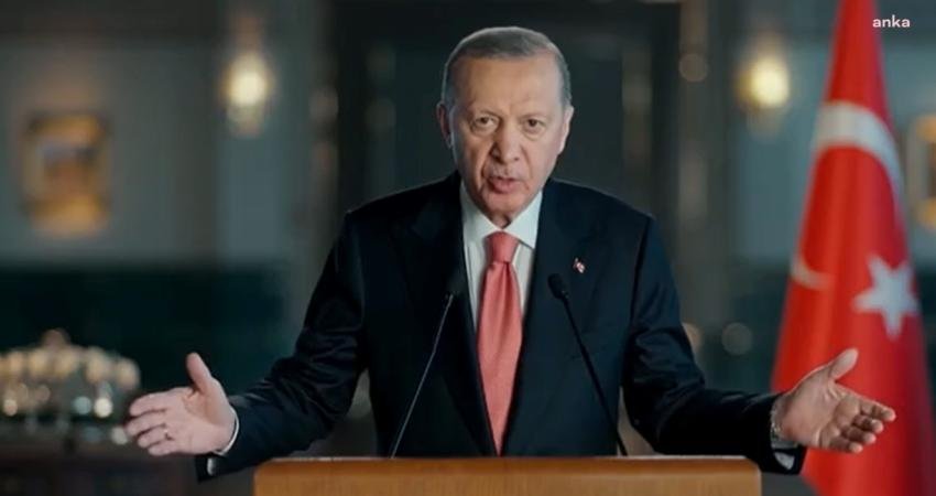 Cumhurbaşkanı ve AK Parti Genel Başkanı Recep Tayyip Erdoğan, AK