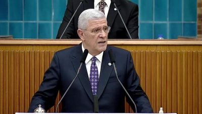 İYİ Parti Genel Başkanı Müsavat Dervişoğlu, "Türkiye’yi yönetenler içeride tıkanınca,