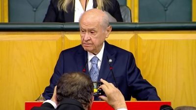 MHP Genel Başkanı Devlet Bahçeli, "Uzattığım eli bağlamından koparıp başka