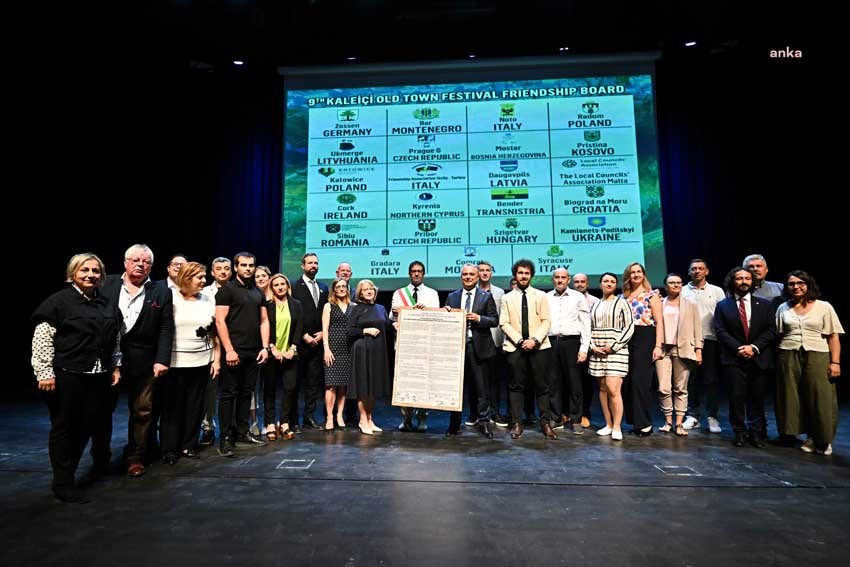 muratpasa-belediye-baskani-uysal-goc-ve-kulturlerarasi-uyum-baslikli-foruma-katildi