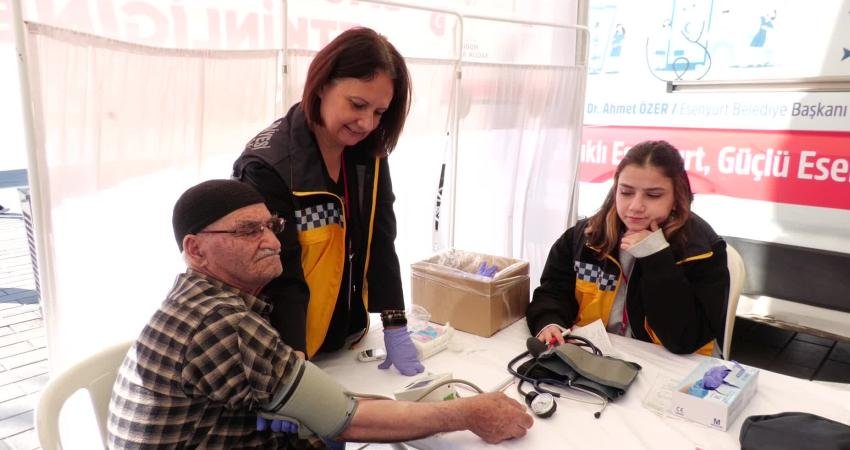 Esenyurt Belediyesi, "Mobil Sağlık Tarama Aracı" ile hizmet vermeye başladı.