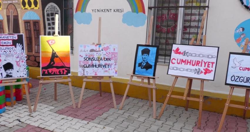 Esenyurt Belediyesi, Cumhuriyetin 101'inci yılına özel düzenlenen etkinlikte miniklerin bakış