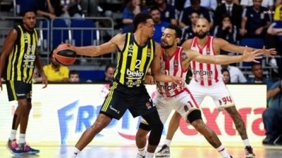 Fenerbahçe Beko, EuroLeague’de sezonu Olympiakos’a karşı açtı. Fenerbahçe, turnuvaya galibiyetle