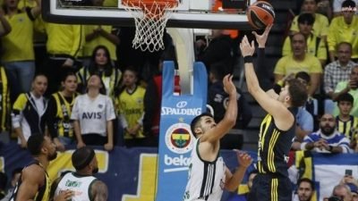 EuroLeague 5. haftasında Fenerbahçe Beko konuk ettiği Panathinaikos'a 76-81 mağlup