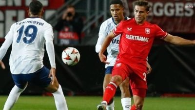 Fenerbahçe, Avrupa Ligi'nin 2. haftasında Twente ile karşı karşıya geldi.