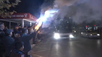 Fernas Madencilik’te sendikaya üye oldukları ve haklarını talep ettikleri için