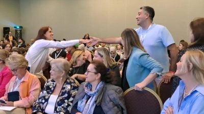 Fiziksel Tıp ve Rehabilitasyon Uzman Hekimleri Derneği'nin düzenlediği 9'uncu Tıbbi