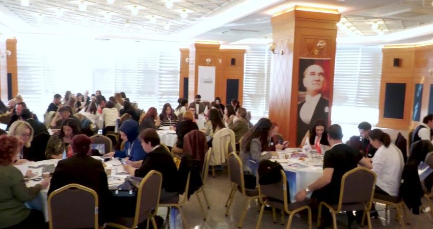 Esenyurt Belediyesi, “Güçlü Kadın Güçlü Esenyurt Çalıştayı”na ev sahipliği yaptı.