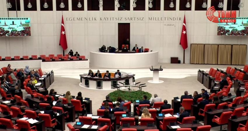 DEM Parti Grup Başkanvekili Gülüstan Kılıç Koçyiğit, "Bu sabah Iğdır