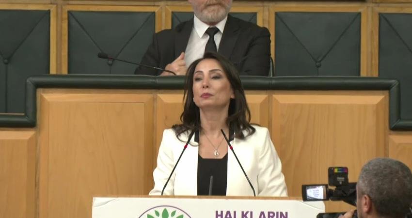 DEM Parti Eş Genel Başkanı Tülay Hatimoğulları, "Toplum bize, '12