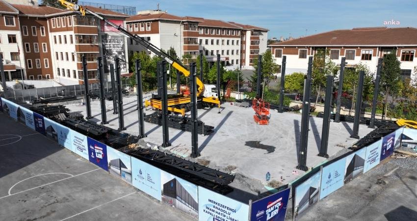 İstanbul Büyükşehir Belediyesi (İBB), bünyesinde spor salonu bulunmayan okullara spor