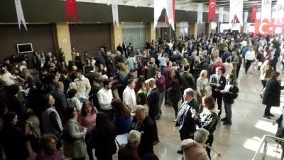 İstanbul Barosu Genel Kurulu’nda başkanlık seçiminde başkan adayları da oylarını