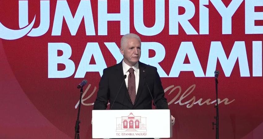 İstanbul Valiliği tarafından Cumhuriyet Bayramı’nın 101’inci yıl dönümü nedeniyle bayramlaşma