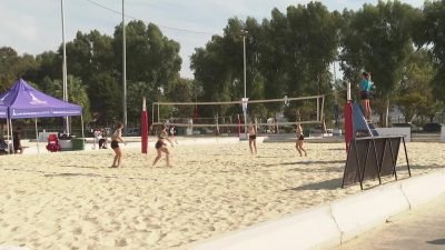 İzmir Büyükşehir Belediyesi'nin düzenlediği Liseliler Plaj Voleybolu Şenliği, sona erdi.