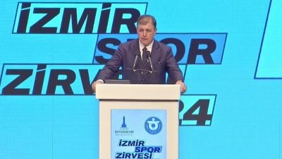 İzmir Spor Zirvesi açılış töreninde konuşan İZBB Başkanı Cemil Tugay,