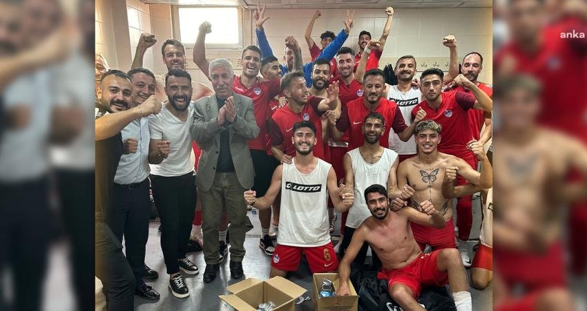 Ankara Süper Amatör Ligi'nde mücadele eden Kahramankazan Belediyespor Kulübü futbol takımı,