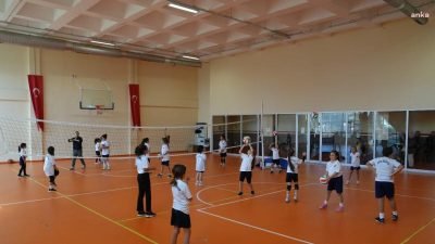 Kartal Belediyesi’nin genç nesillerin sporla buluşmasını sağlamak amacıyla düzenlediği 2024-2025