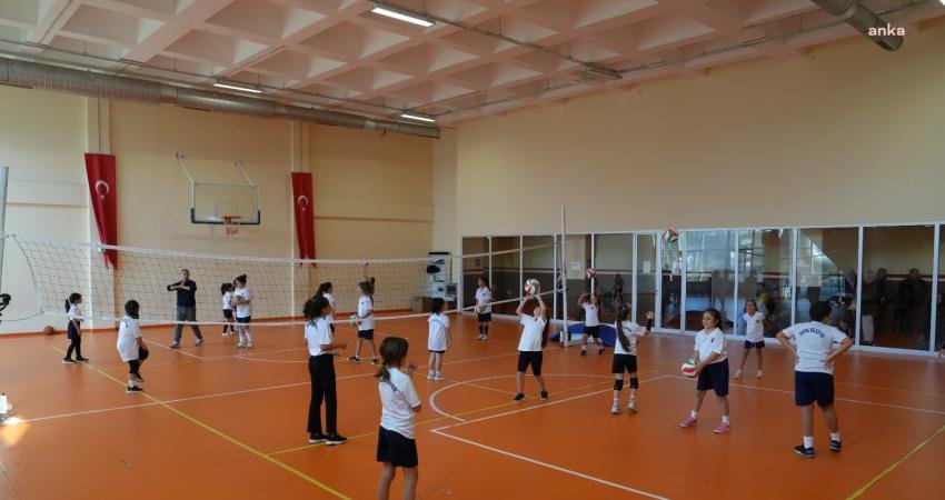 Kartal Belediyesi’nin genç nesillerin sporla buluşmasını sağlamak amacıyla düzenlediği 2024-2025