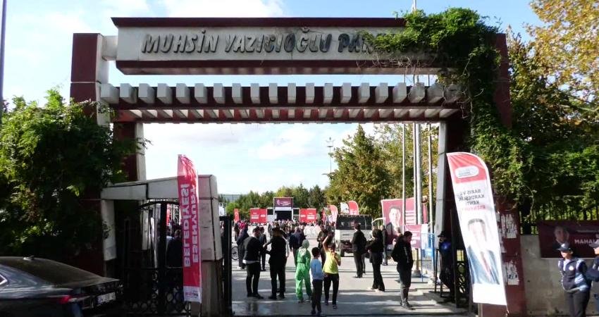 “Mahallemiz Bizim, Kararlarımız Ortak” sloganıyla başlattığı Mahalle Buluşmaları’nın ilkini Selahaddin