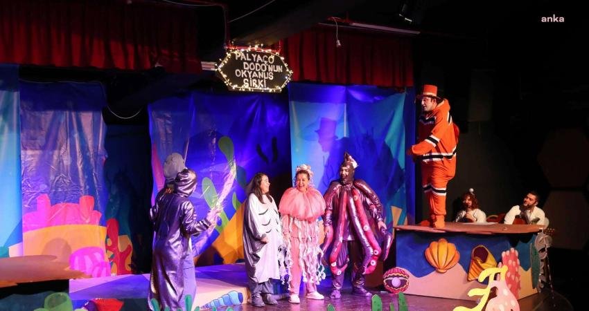 Denizli'de Merkezefendi Kent Tiyatrosu tarafından ilk kez sahnelenen "Palyaço Dodo’nun
