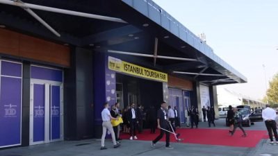 2.İstanbul Turizm Fuarı’na katılan Muğla Büyükşehir Belediye Başkanı Ahmet Aras,