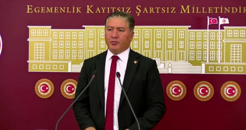 CHP Grup Başkanvekili Murat Emir, "Sayın Bahçeli'nin DEM Partililerin elini