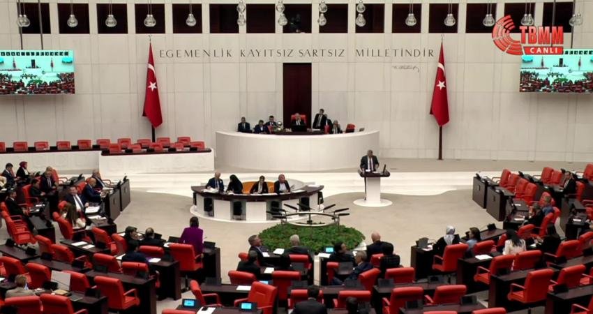 CHP İstanbul Milletvekili Oğuz Kaan Salıcı, Türkiye'nin BRICS'e üyelik başvurusu hakkında