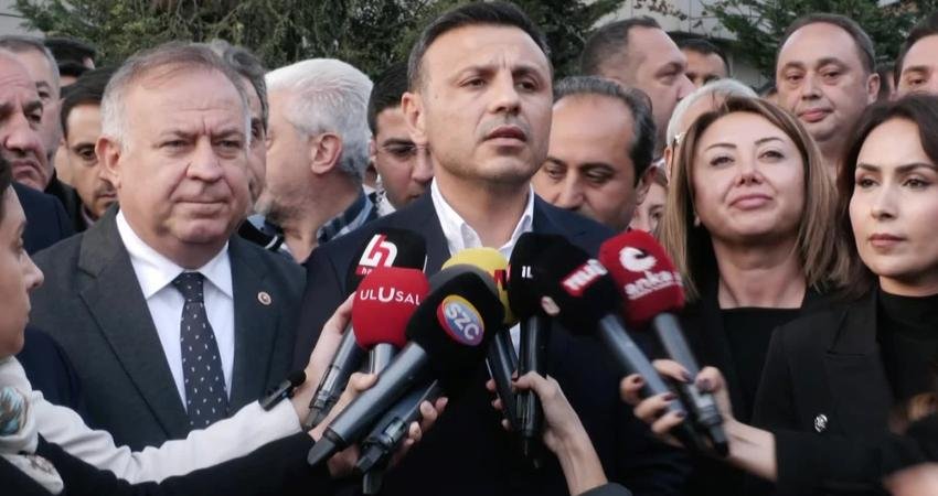 CHP İstanbul İl Başkanı Özgür Çelik, Esenyurt Belediye Başkanı Prof.