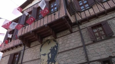 CHP Genel Başkanı Özgür Özel, Atatürkçü Düşünce Derneği’ni (ADD) ziyaret