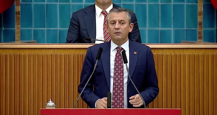 CHP lideri Özgür Özel, Kara Harp Okulu mezuniyet töreninin ardından