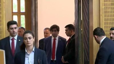 Gelecek Partisi Genel Başkanı Ahmet Davutoğlu,  gençler arasında artan uyuşturucu madde
